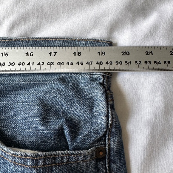 Levi's 505 Men's Medium Wash Blue Jeans Straight Leg Tag: 38x32 Casual Denim - Picture 11 of 16